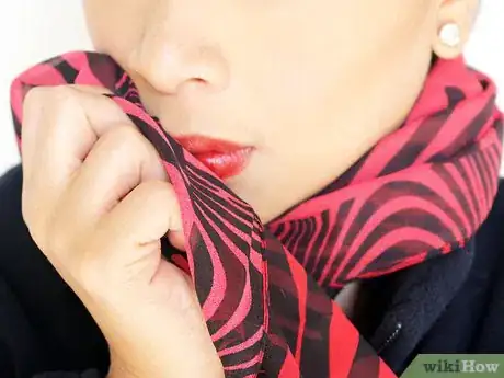 Imagen titulada Take Care of Your Lips Step 6