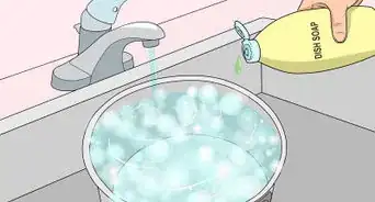 limpiar una olla para cera depilatoria