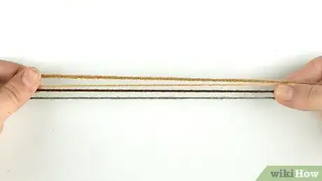 Imagen titulada Make a String Bracelet Step 8