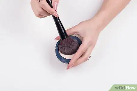 Imagen titulada Apply Powder Foundation Step 3