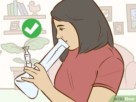 Imagen titulada Smoke from a Bong Step 11