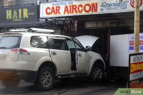 Imagen titulada Clean Car AC Vents Step 9