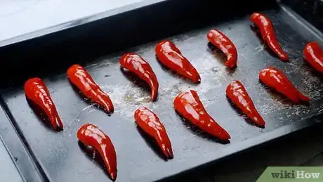 Imagen titulada Dry Chilies Step 6
