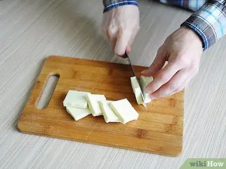 Imagen titulada Grill Halloumi Step 1