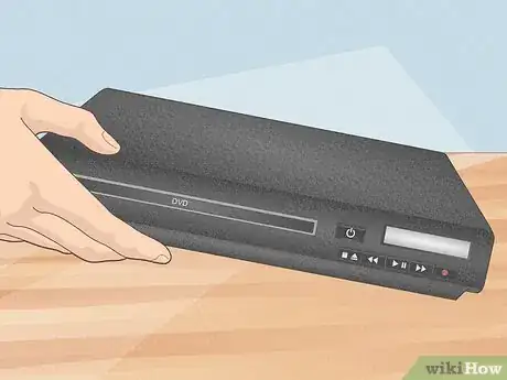 Imagen titulada Convert a VHS to DVD Step 1