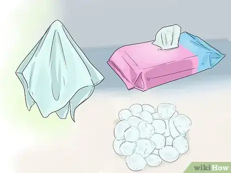 Imagen titulada Clean a Bulldog's Face Folds Step 2