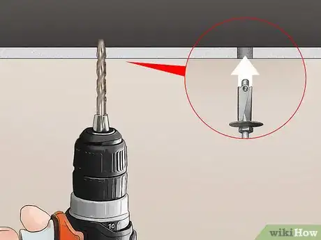 Imagen titulada Hang a Hook from a Ceiling Step 13