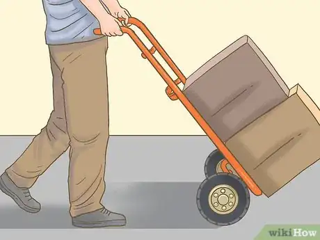 Imagen titulada Lift a Heavy Object Safely Step 11