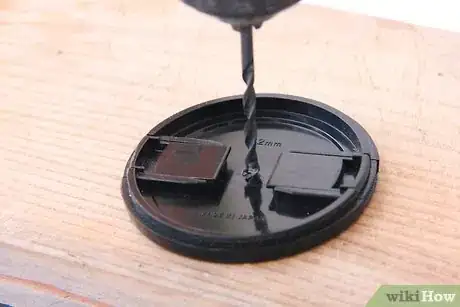 Imagen titulada Make a Pinhole Lens for Your SLR Camera Step 2Bullet1