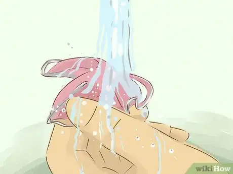 Imagen titulada Clean Your Retainer Step 1