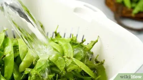 Imagen titulada Cook Snap Peas Step 1