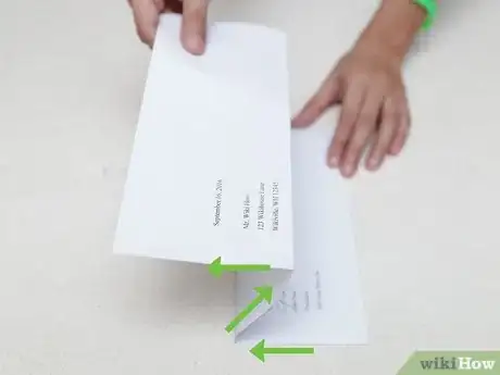 Imagen titulada Fold and Insert a Letter Into an Envelope Step 9