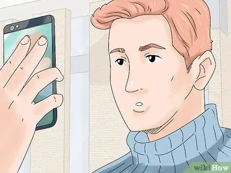 Imagen titulada Pose for a Selfie Step 7