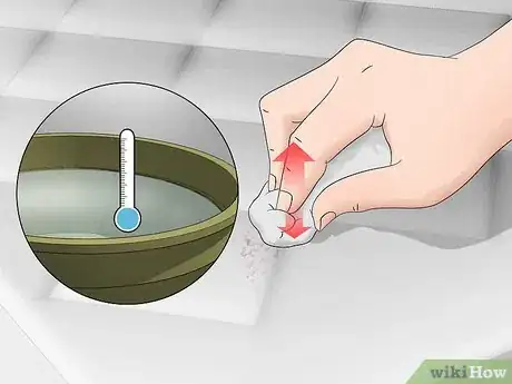 Imagen titulada Get Rid of Bed Bug Stains Step 3