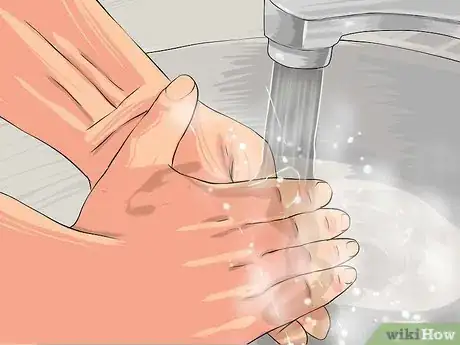 Imagen titulada Smoke Without Getting Caught Step 20