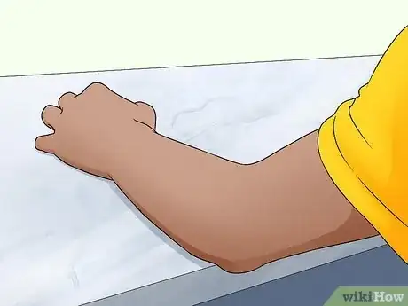 Imagen titulada Improve Hand Steadiness Step 2