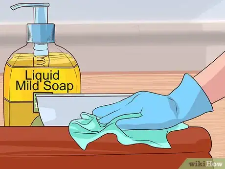 Imagen titulada Clean an Air Mattress Step 2