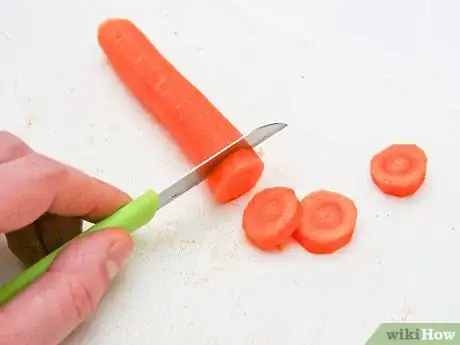 Imagen titulada Make Carrot Flowers Step 4