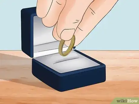 Imagen titulada Buy Gold Jewelry Step 11
