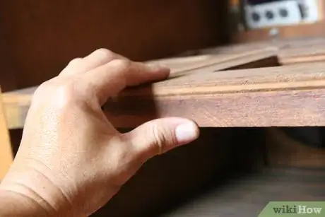 Imagen titulada Convert an Old TV Into a Fish Tank Step 11