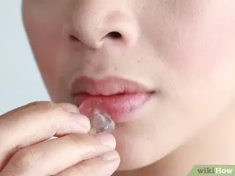 Imagen titulada Improve Your Facial Skin Step 9