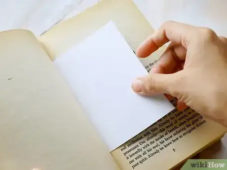 Imagen titulada Clean a Book Step 5