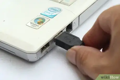 Imagen titulada Fix a Jammed Keyboard Key Step 1