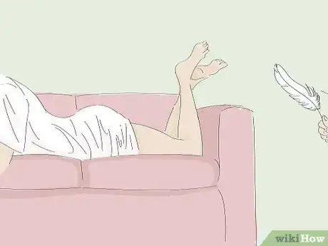 Imagen titulada Tickle Feet Step 6