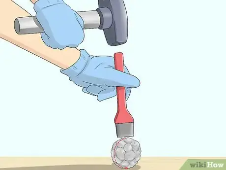Imagen titulada Find Geodes Step 9