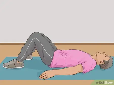 Imagen titulada Do an Oblique Sit Up Step 1