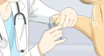 hacer que la uña de un perro deje de sangrar