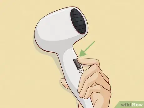 Imagen titulada Protect Hair from Heat Step 4