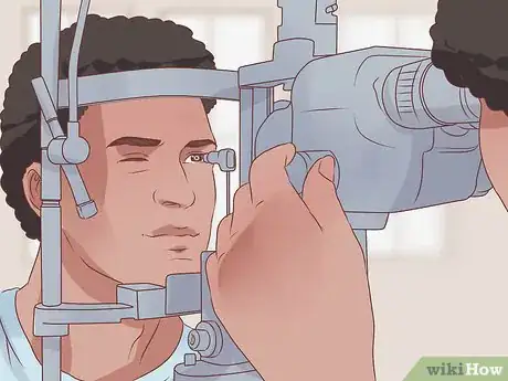 Imagen titulada Do an Eye Exam Step 12