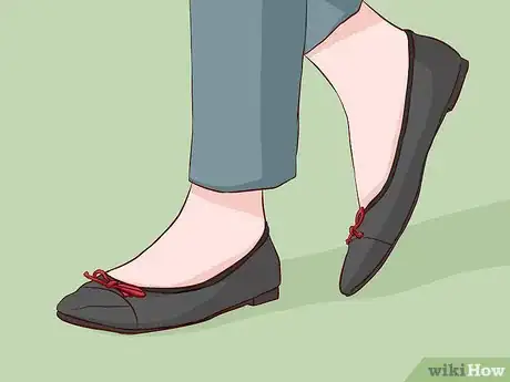 Imagen titulada Be a Conservative Girl Step 6