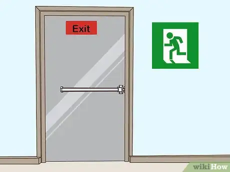 Imagen titulada Survive a General Admission Floor Step 15