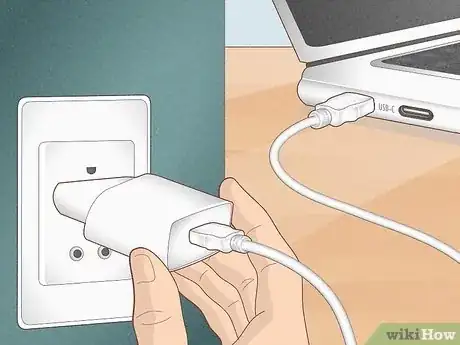 Imagen titulada Charge a Laptop Battery Without a Charger Step 3