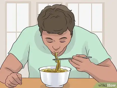 Imagen titulada Eat Noodles Step 5