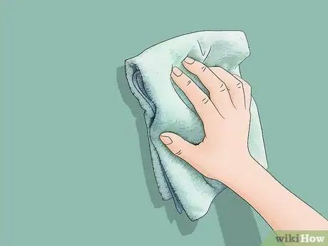 Imagen titulada Clean Enamel Paint Step 6
