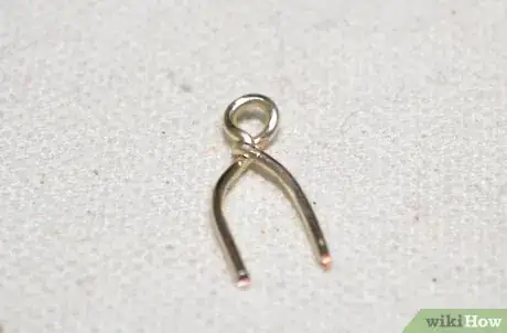 Imagen titulada Make a Wish Bracelet Step 14