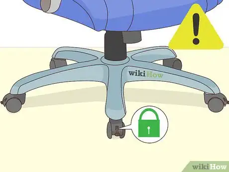 Imagen titulada Exercise Your Abs While Sitting Step 5