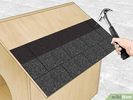 Imagen titulada Build a Simple Dog House Step 14