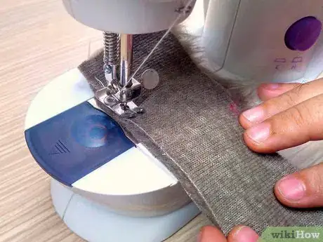 Imagen titulada Make a Tail Step 6