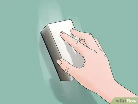 Imagen titulada Clean Enamel Paint Step 9
