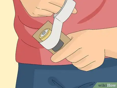 Imagen titulada Build a Simple Electric Motor Step 4