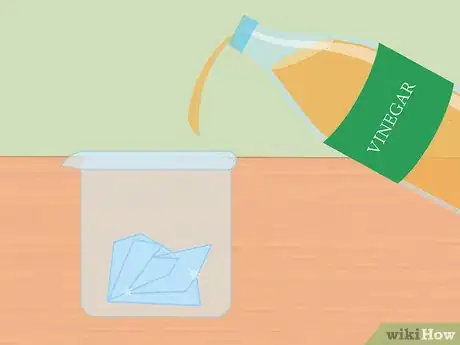 Imagen titulada Polish Quartz Crystals Step 2