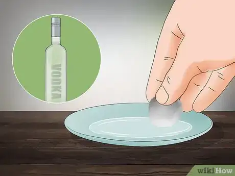 Imagen titulada Get Rid of Bleach Stains Step 2