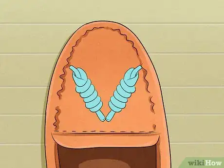 Imagen titulada Tie Moccasins Step 10
