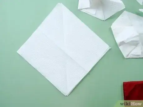 Imagen titulada Fold a Napkin Into a Swan Step 3