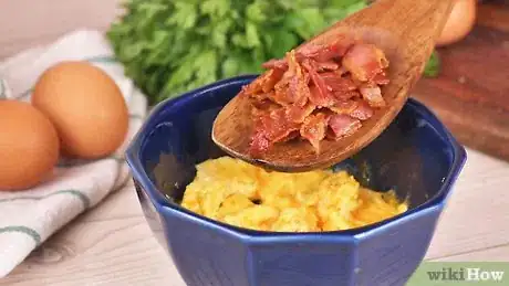 Imagen titulada Make Scrambled Eggs in a Microwave Step 7
