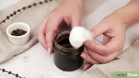 Imagen titulada Make Clove Oil Step 9